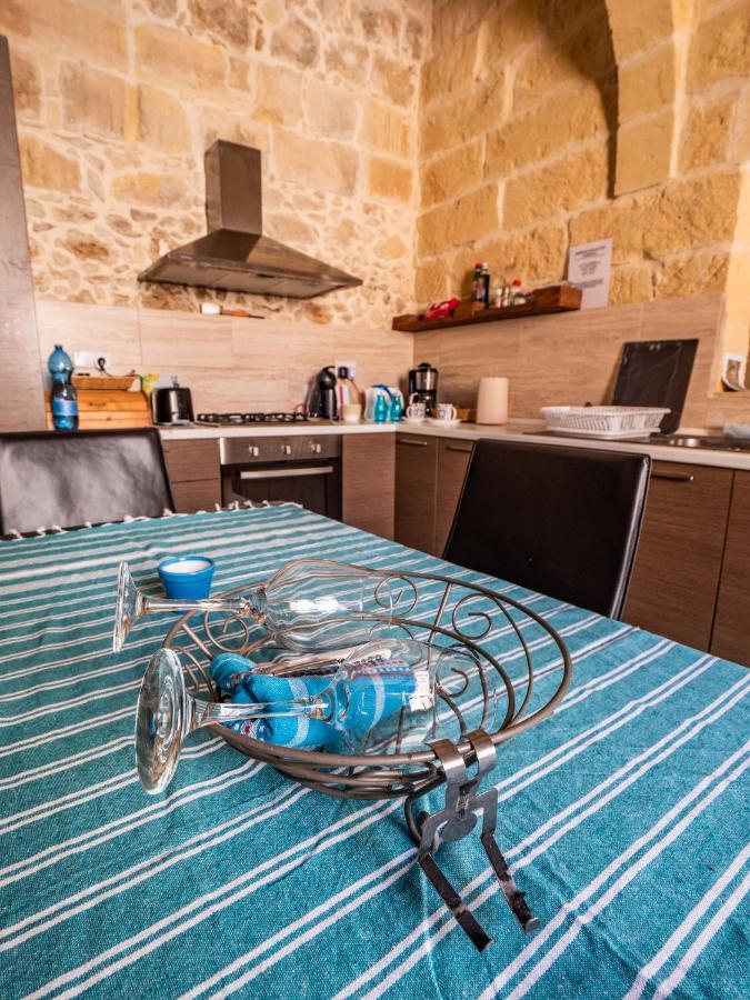250 Yo Tal-Bambinu Boutique Farmhouse Xagħra Exteriör bild